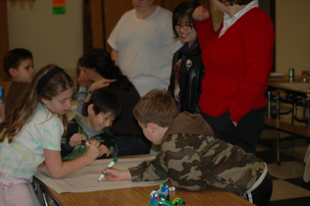 children working in a group project