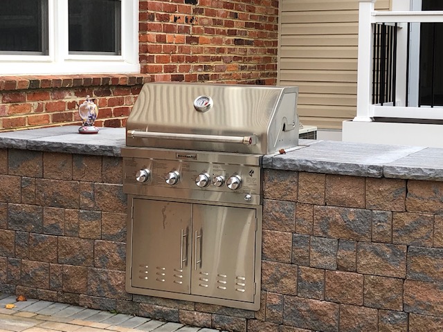 Demarco Bullen outdoor kitchen installation