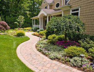 Front Walkway 1